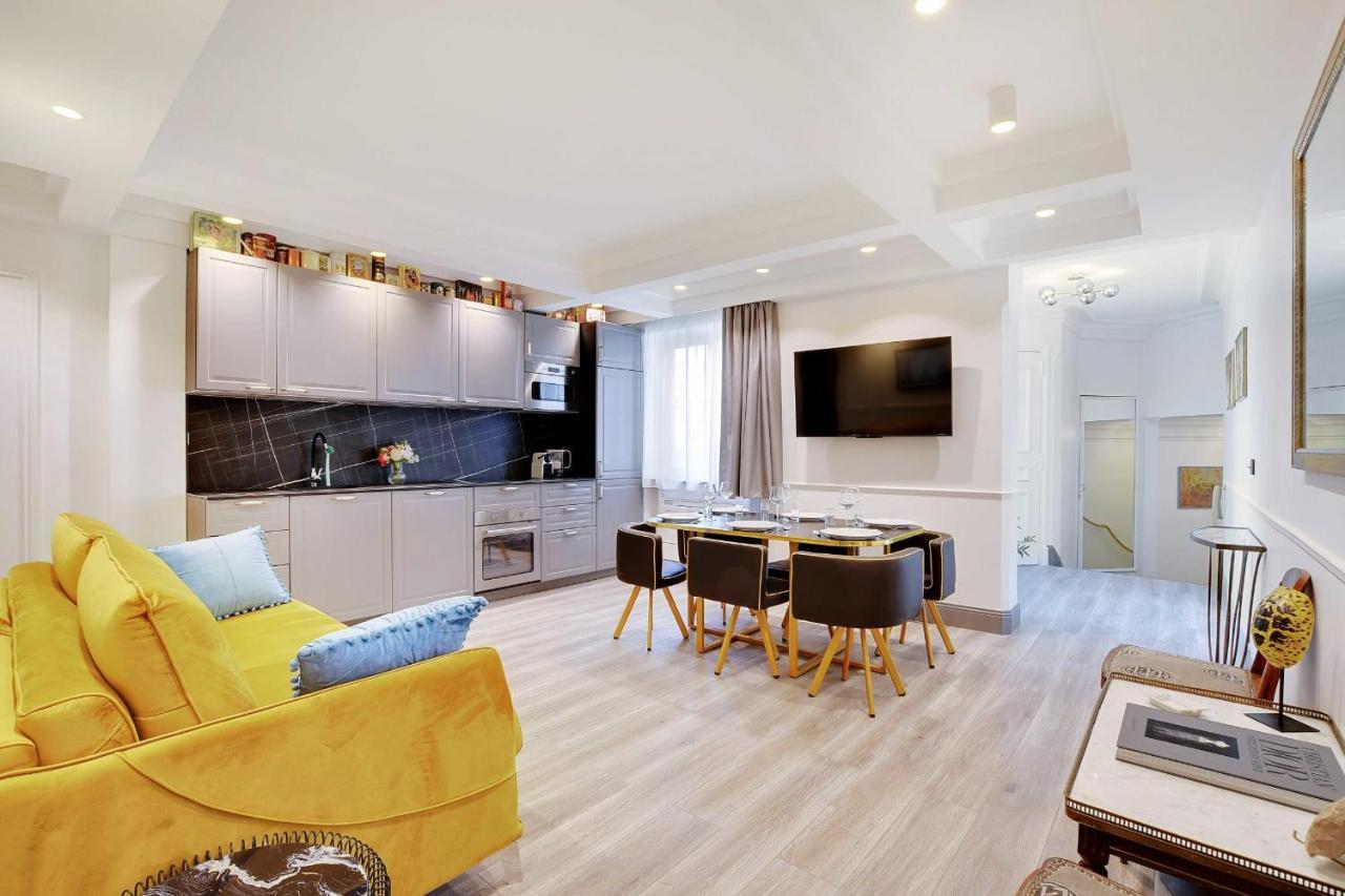 Magnifique Appartement - 2Br - 6P - Place De L'Etoile Paris Exterior foto