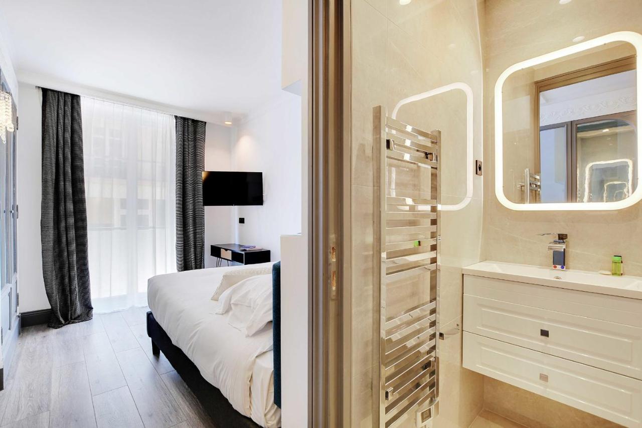 Magnifique Appartement - 2Br - 6P - Place De L'Etoile Paris Exterior foto